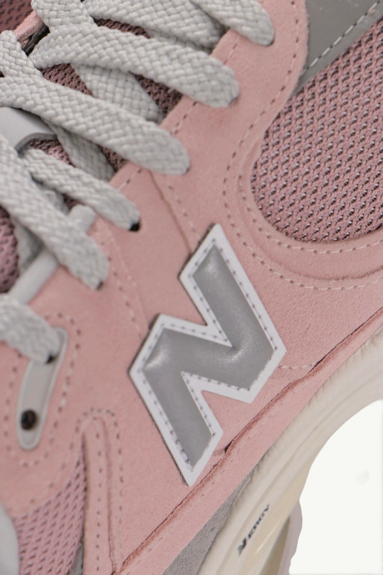 New Balance 2002R Pink Grey M2002REC