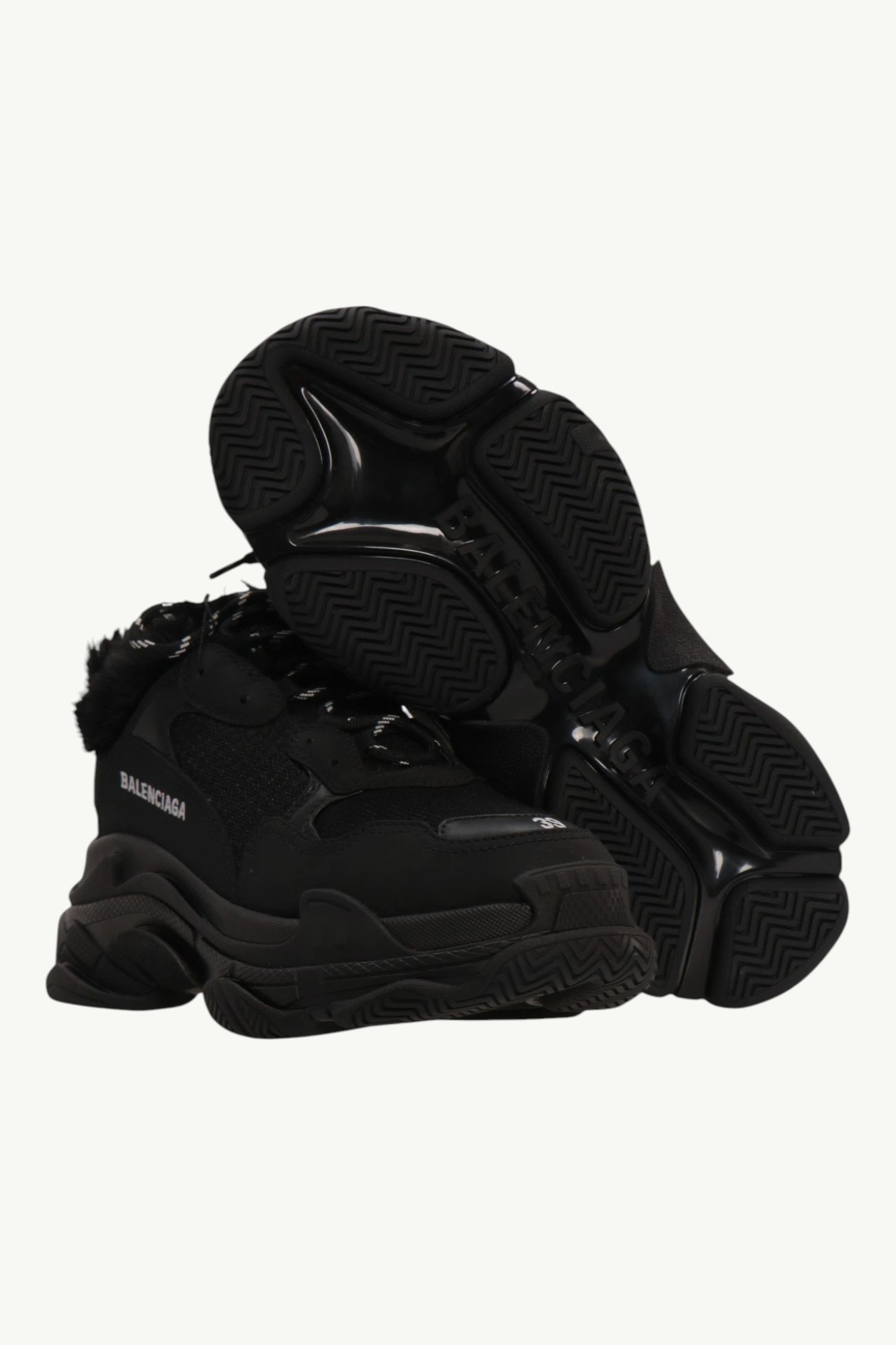 Кросівки Balenciaga Triple S Sneaker Black - Оригінал в Україні