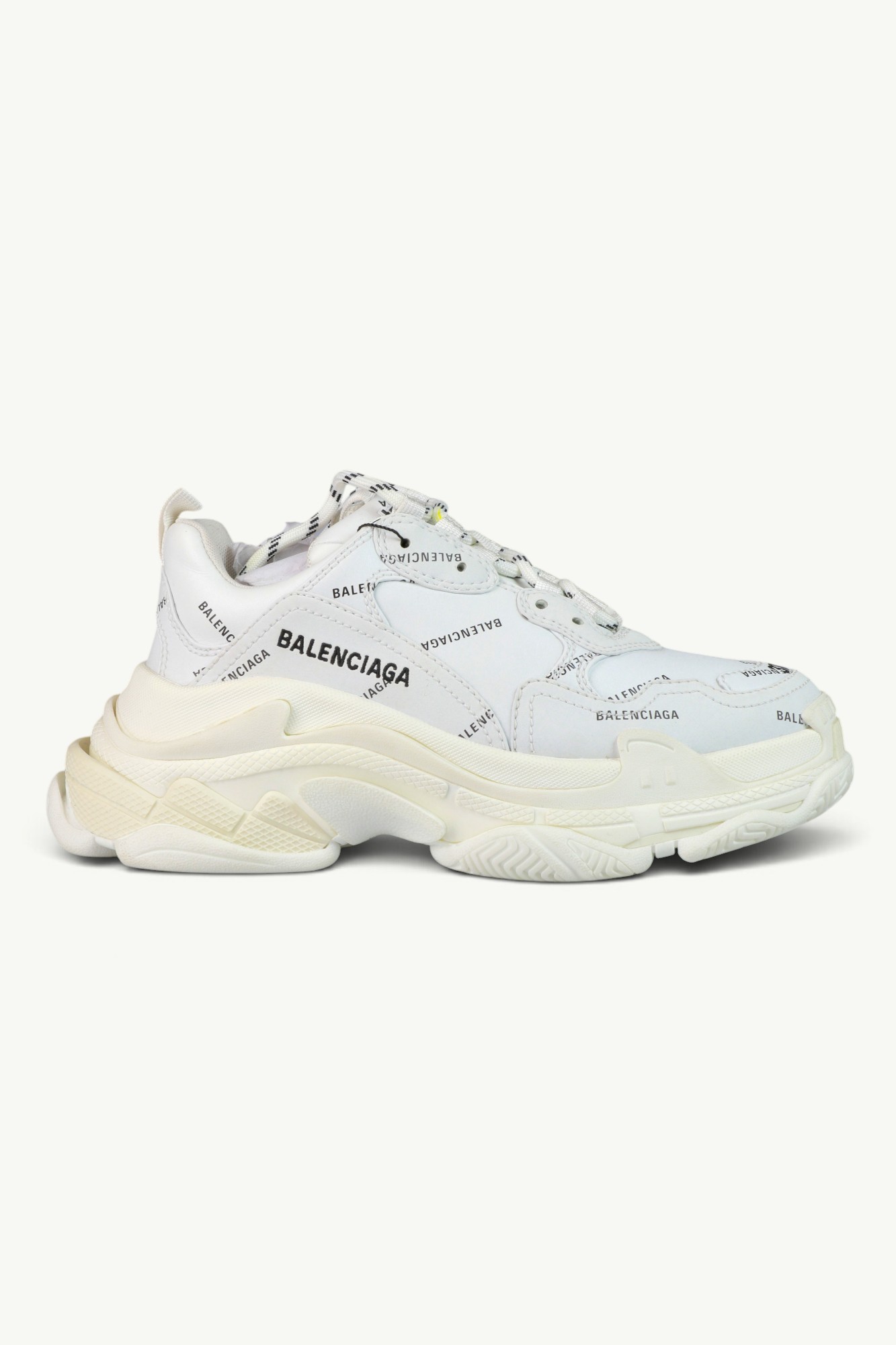 Balenciaga Triple S Sneaker In White 524039W2FA19010