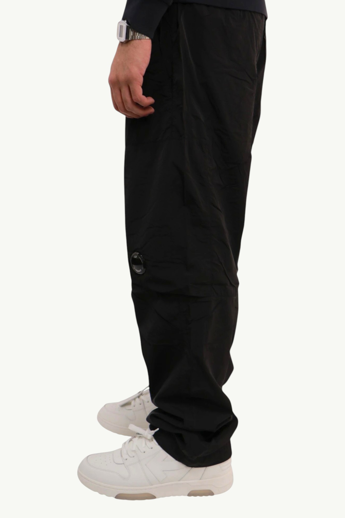 cp-company-chrome-r-lens-cargo-pants-black-19cmpa152a005904g-999-3 C.P. Company Chrome-R Lens Cargo Pants Black 19CMPA152A-005904G-999