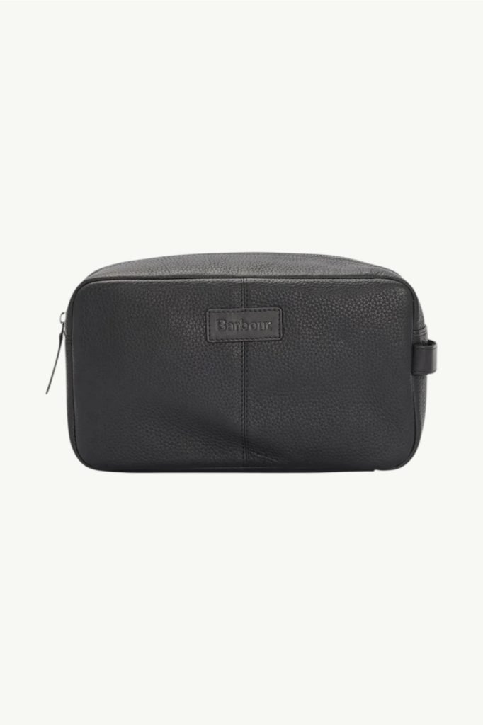 Barbour Highgate Leather Washbag Black MAC0422BK11