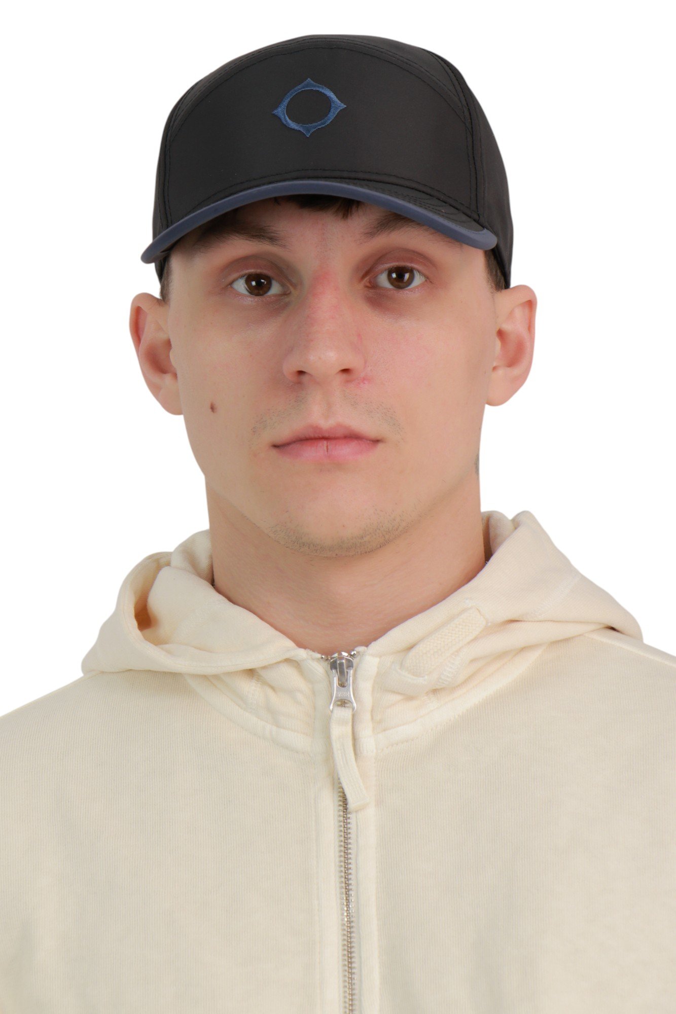 ma-strum-embroidered-icon-cap-black-mas6313-c-m000-1 Кепка Ma.Strum Embroidered Icon Cap Black – арт. MAS6313-C-M000