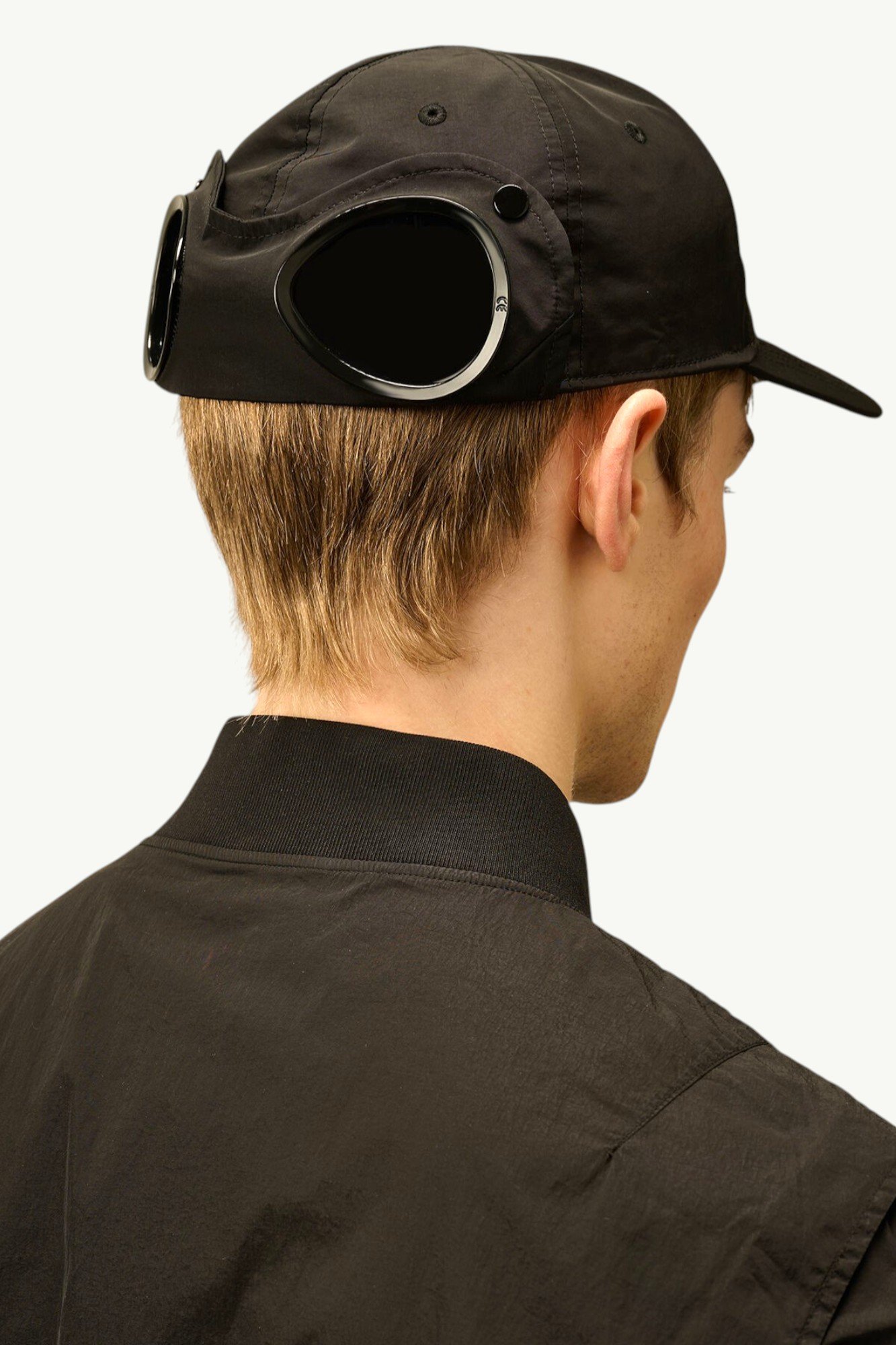 cp-company-chrome-r-goggle-cap-black-rccmac748a110545a999-3 C.P. Company Chrome-R Goggle Cap Black RCCMAC748A-110545A-999