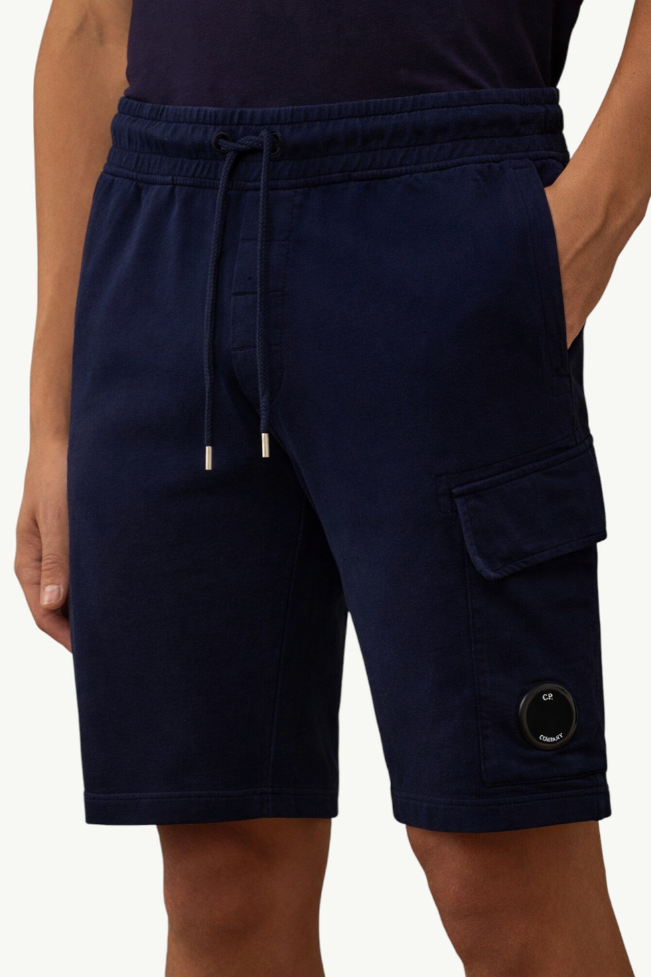 cp-company-light-fleece-cargo-lens-sweatshorts-total-eclipse-blue-rccmsb704a002246g888-3 C.P. Company Light Fleece Cargo Lens Sweatshorts Total Eclipse – Blue RCCMSB704A-002246G-888