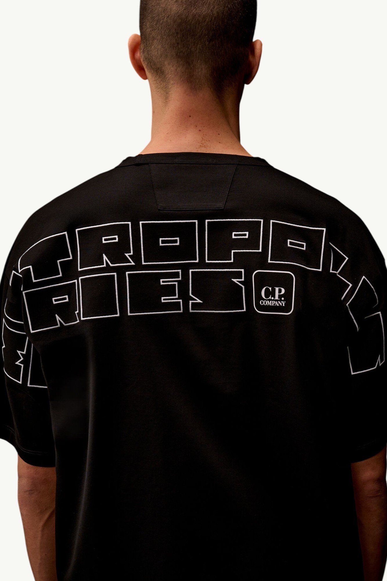 off-white-logo-shirt-black-omga189f21fab001-5 C.P. Company Metropolis Series Mercerized Jersey Short Sleeve Back Embroidery T-Shirt Black 20CLTS056A-006370W-999