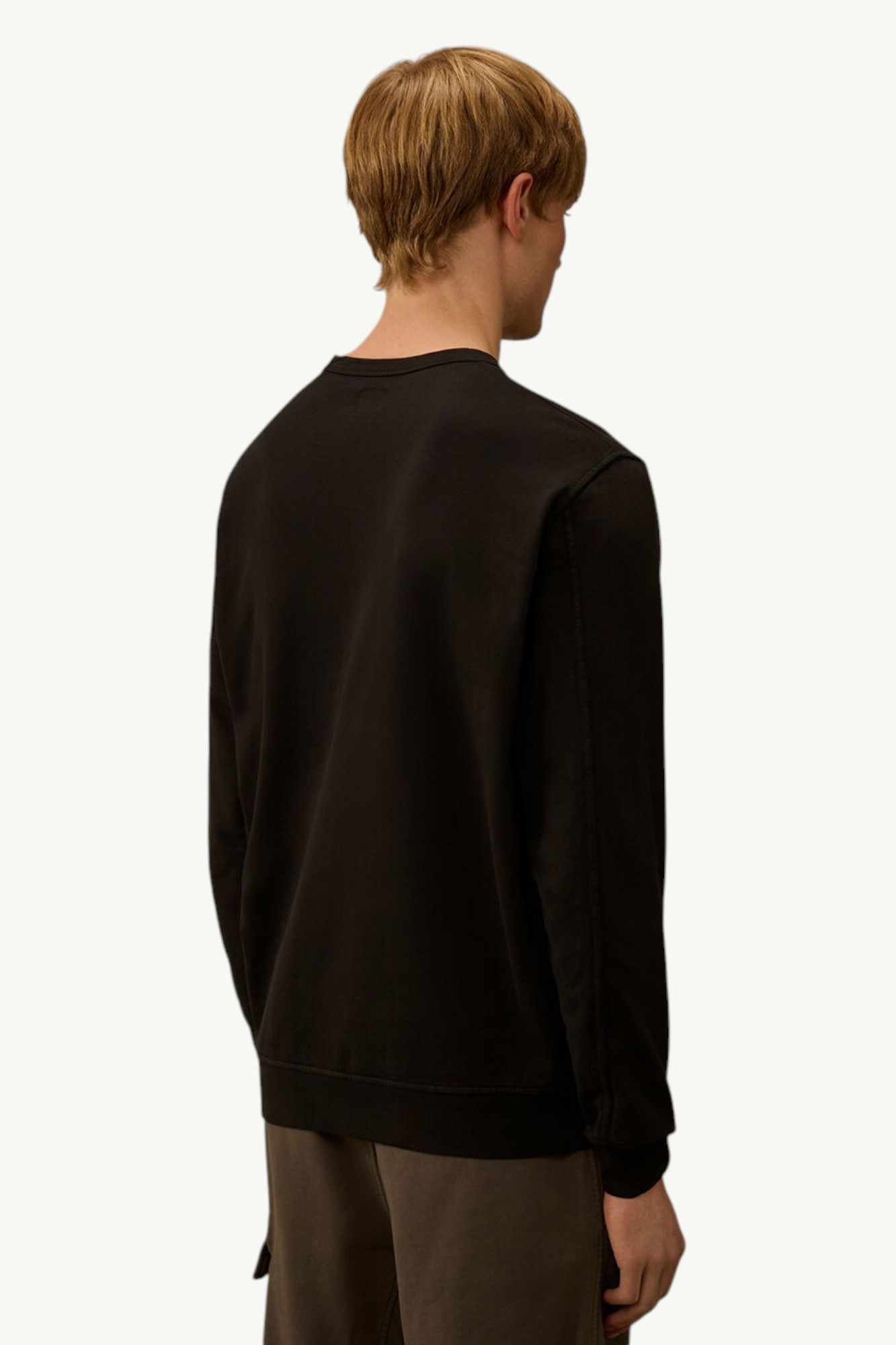cp-company-light-crewneck-sweatshirt-black-rccmss711a002246g999-2