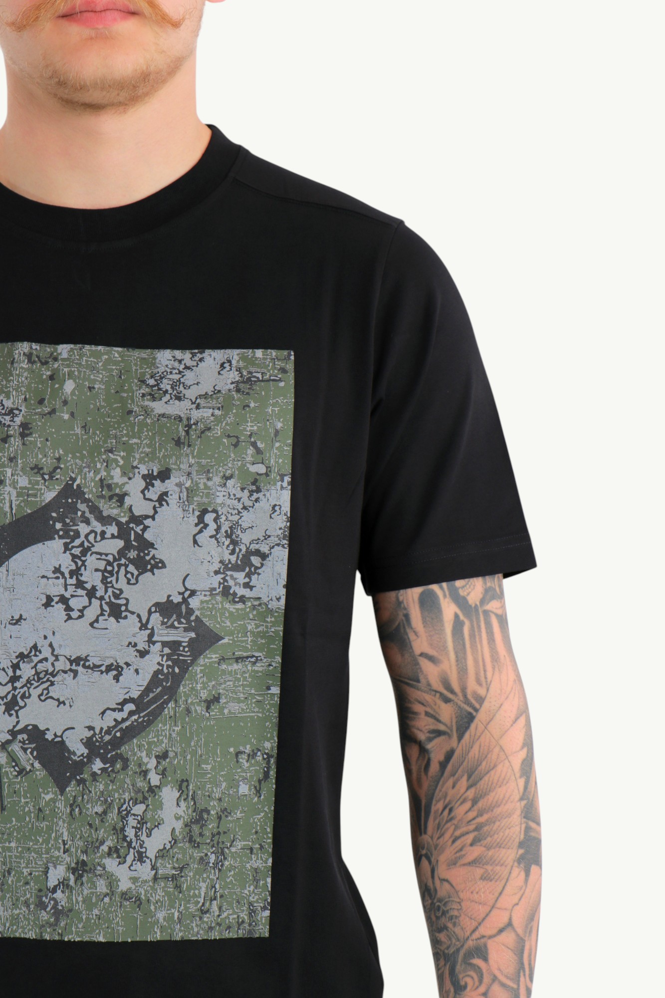 ma-strum-decay-print-tee-t-shirt-jet-black-mas8391m000-6 Ma.Strum Decay Print Tee T-Shirt Jet Black MAS8391-M000