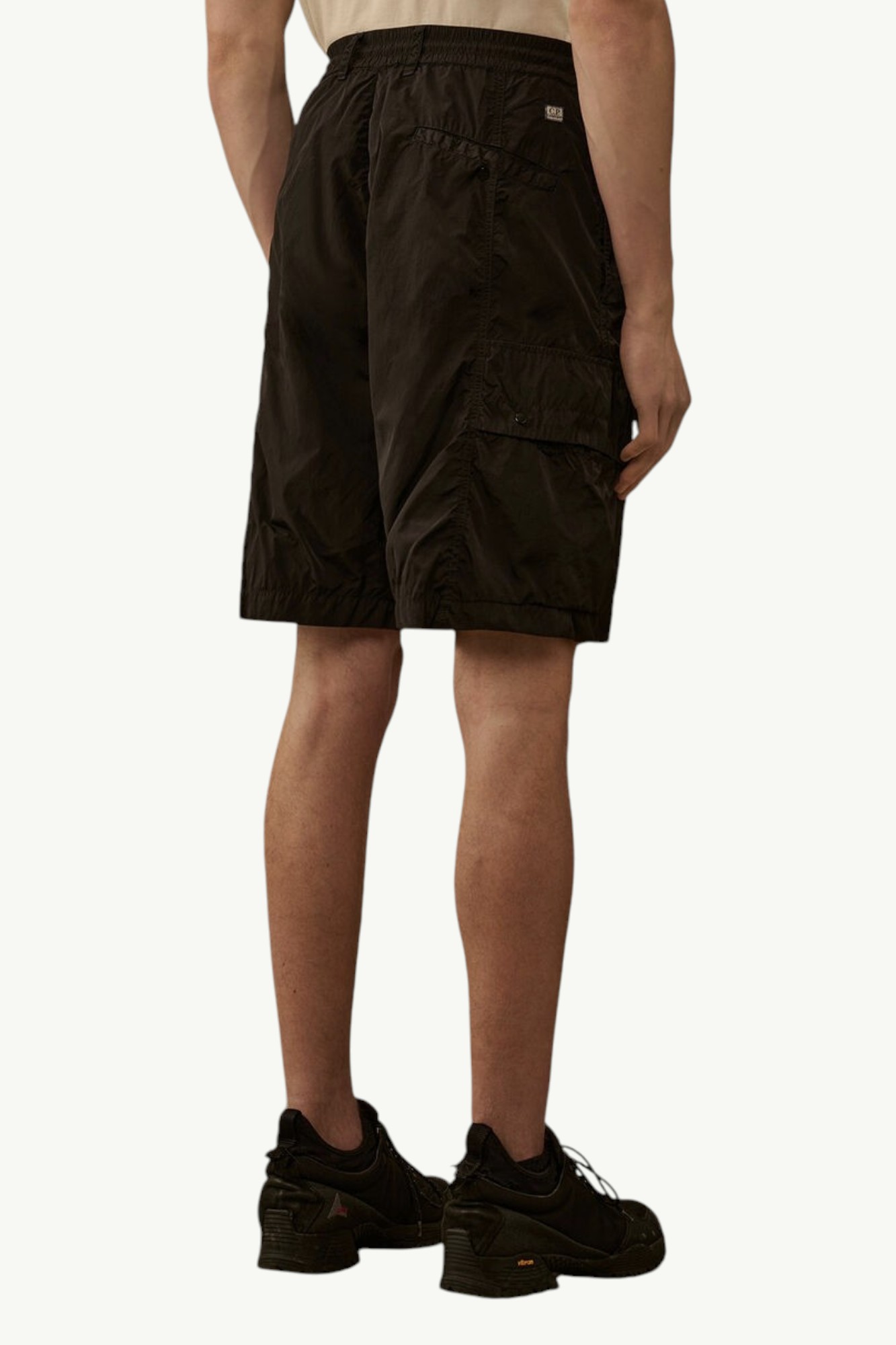 cp-company-chrome-r-lens-boxy-cargo-shorts-black-20cmbe031a005904g999-2 C.P. Company Chrome-R Lens Boxy Cargo Shorts Black - 20CMBE031A-005904G-999
