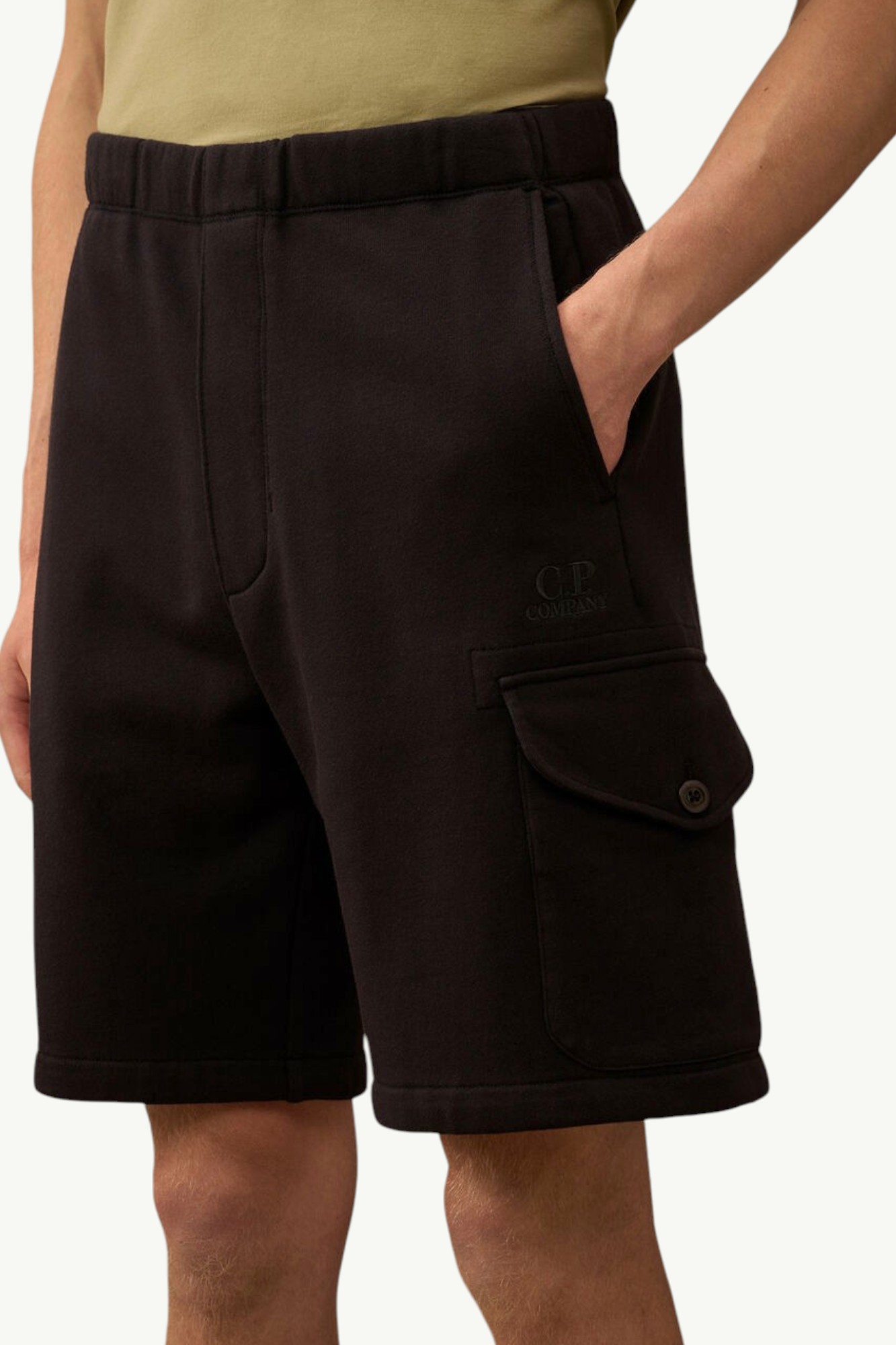 cp-company-diagonal-raised-fleece-cargo-sweatshorts-black-20cmsb029a005086w999-4 C.P. Company Diagonal Raised Fleece Cargo Sweatshorts Black - 20CMSB029A-005086W-999