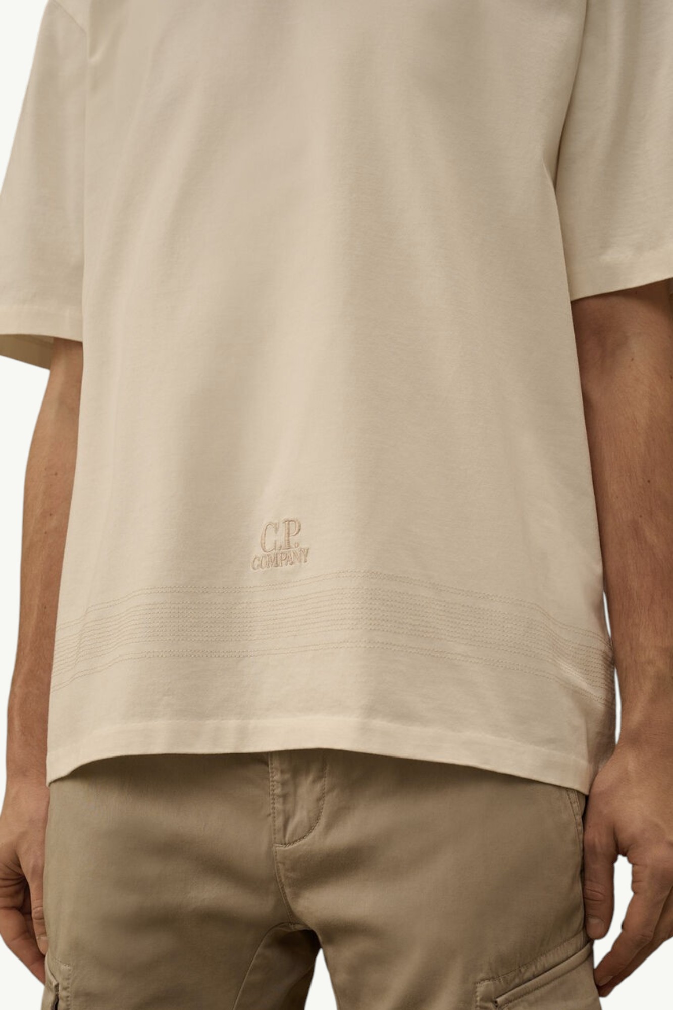 cp-company-mercerized-jersey-30-2-twisted-short-sleeve-embroidery-t-shirt-gauze-white-20cmts122a110580w103-4