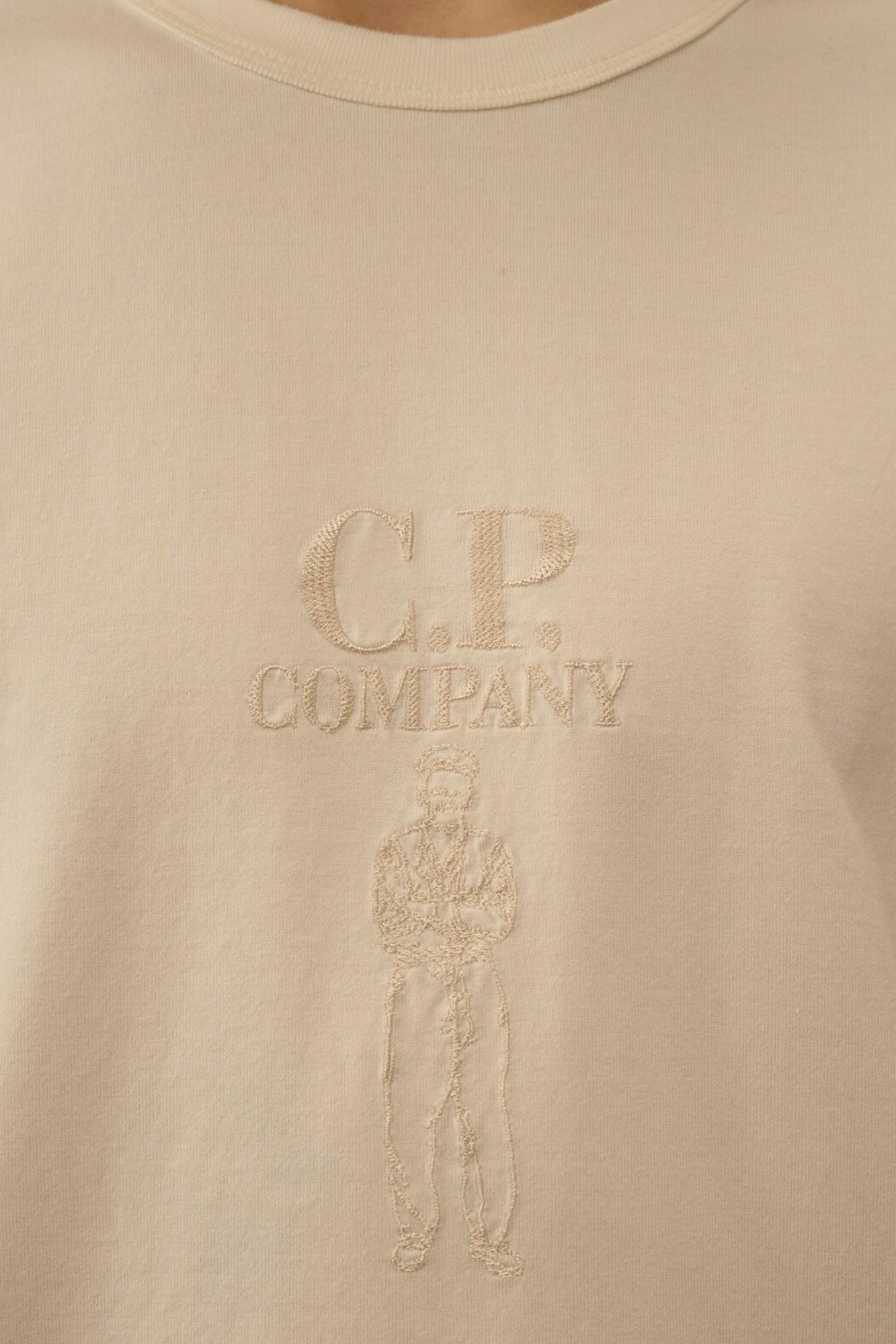 cp-company-mercerized-jersey-30-2-twisted-short-sleeve-logo-t-shirt-gauze-white-20cmts120a110580w103-4 C.P. Company Mercerized Jersey 30/2 Twisted Short Sleeve Logo T-Shirt Gauze White 20CMTS120A110580W103