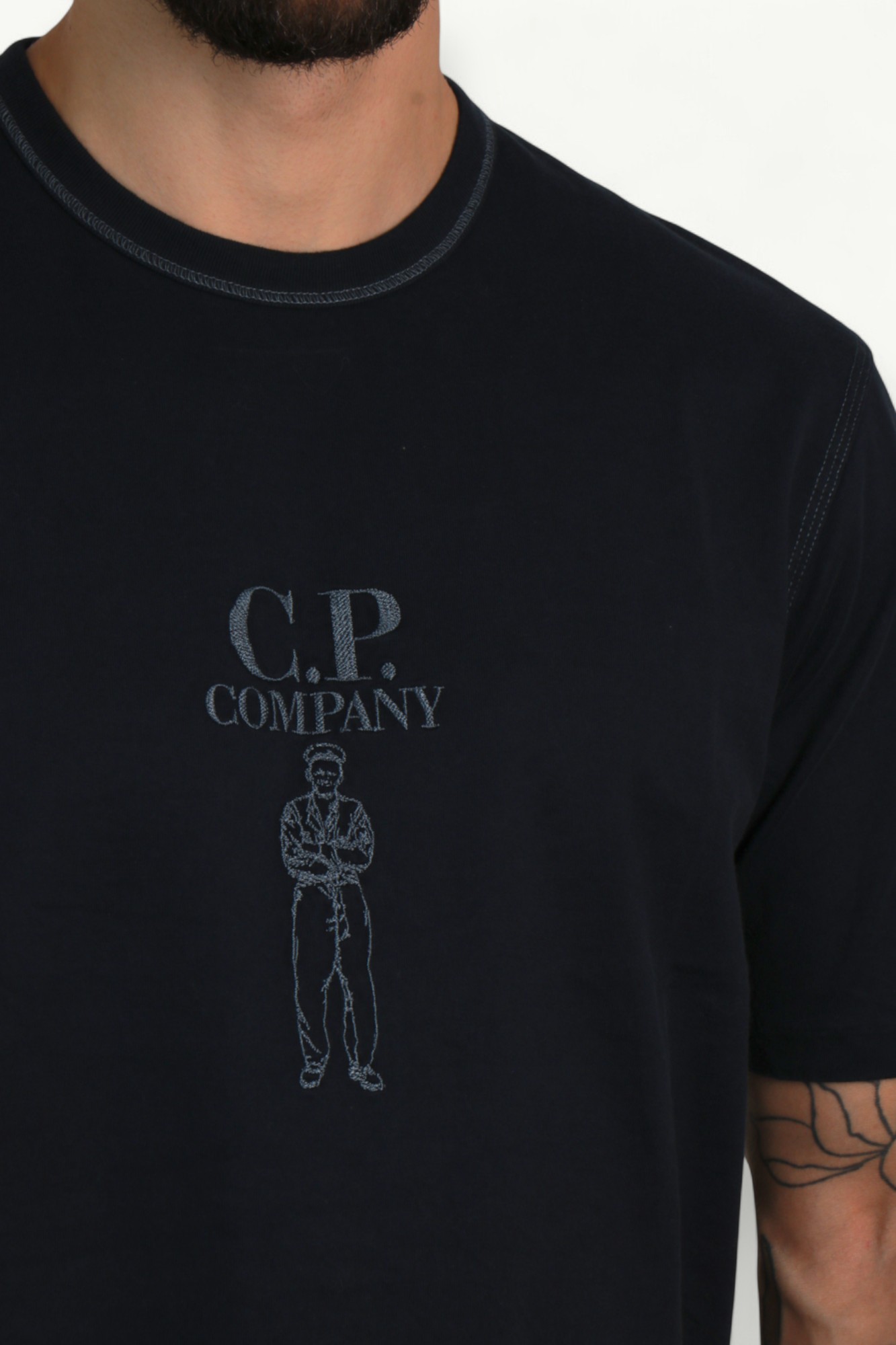 cp-company-mercerized-jersey-30-2-twisted-short-sleeve-logo-t-shirt-total-eclipse-blue-20cmts120a110580w888-3 C.P. Company Mercerized Jersey 30/2 Twisted Short Sleeve Logo T-Shirt Total Eclipse – Blue 20CMTS120A-110580W-888
