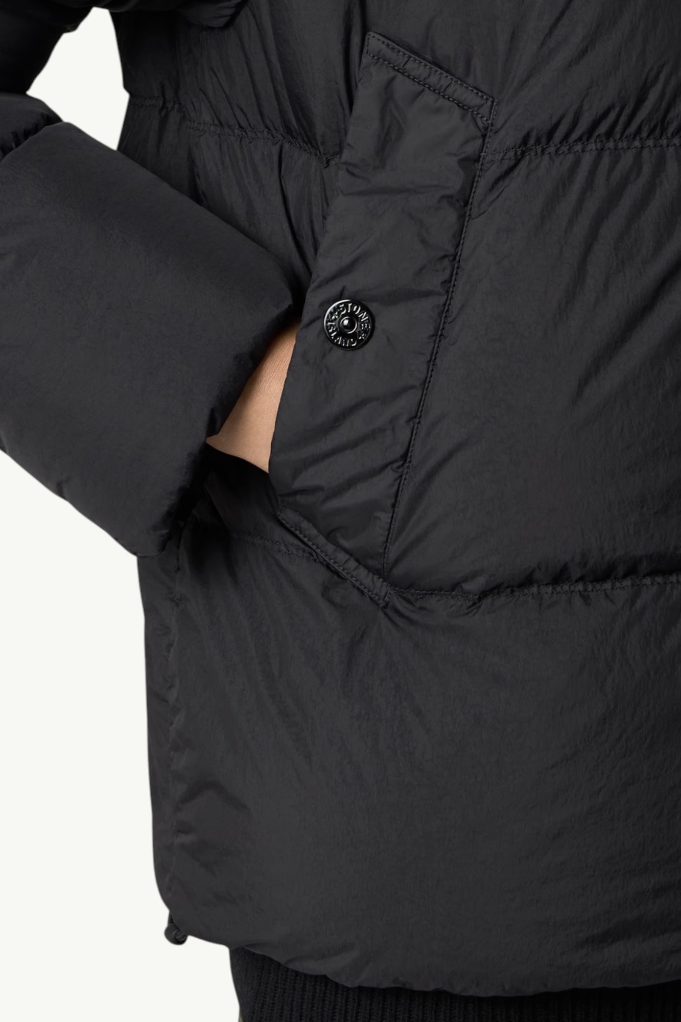 stone-island-4100109-crinkle-reps-ny-down-jacket-black-k2s154100010s0a23v0029-4 Stone Island 4100109 Crinkle Reps NY Down Jacket Black – K2S154100010-S0A23-V0029