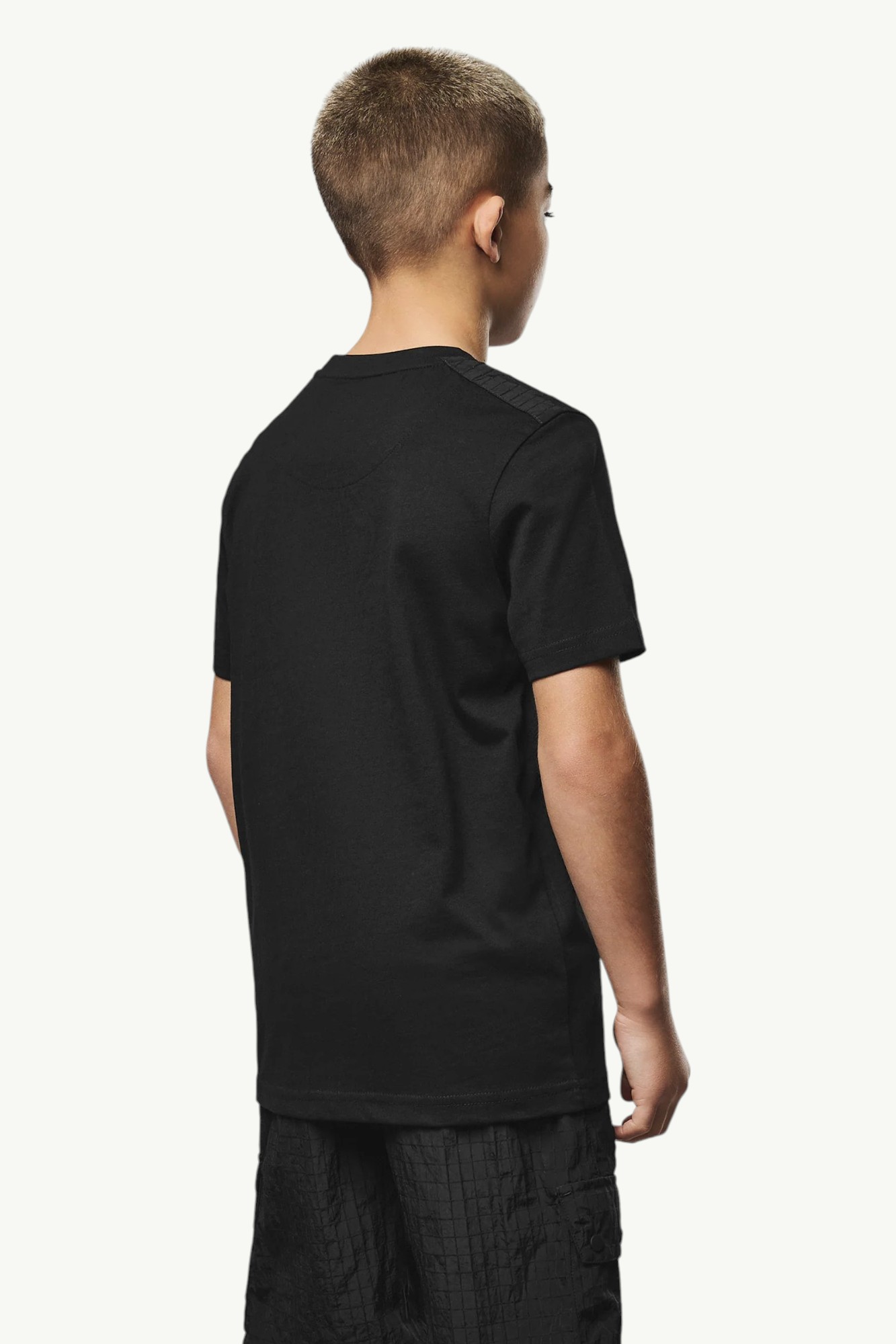 weekend-offender-kids-garcia-t-shirt-black-3 Футболка Weekend Offender Kids Garcia T-Shirt Black - KIDSTS1B08