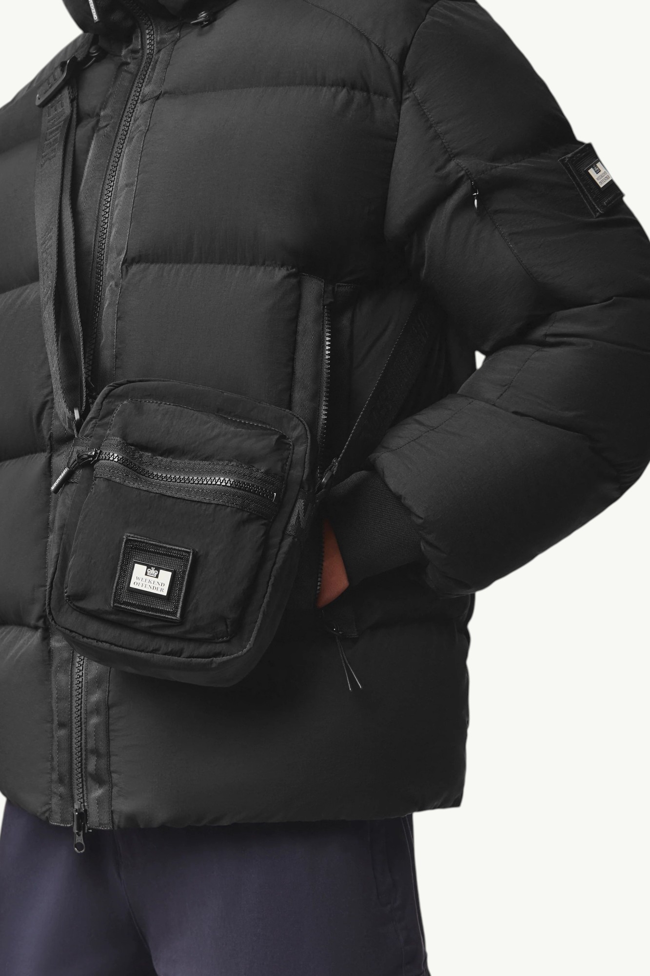 Weekend Offender Carmona Crossbody Bag Black - AC3B13-BLACK